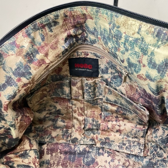 Hobo International Black Leather Tote Shoulder Bag Purse - Picture 3 of 12